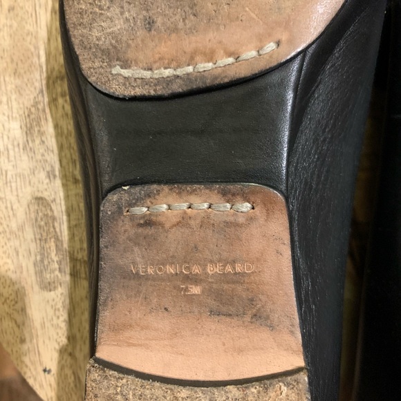 Veronica Beard Champlain Black Leather Loafers with Gold Chain - Picture 10 of 10